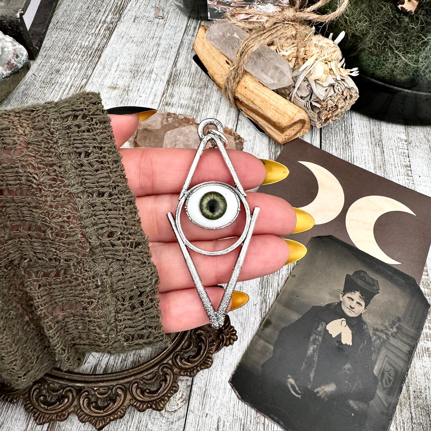 Moss & Moon Collection - Green Iris Glass Eye Necklace set Fine Silver /
