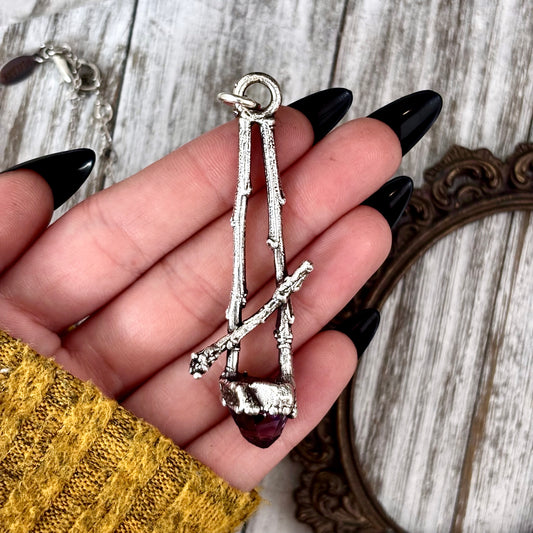 Raw Amethyst Crystal Necklace in Silver / Sticks & Stones Collection