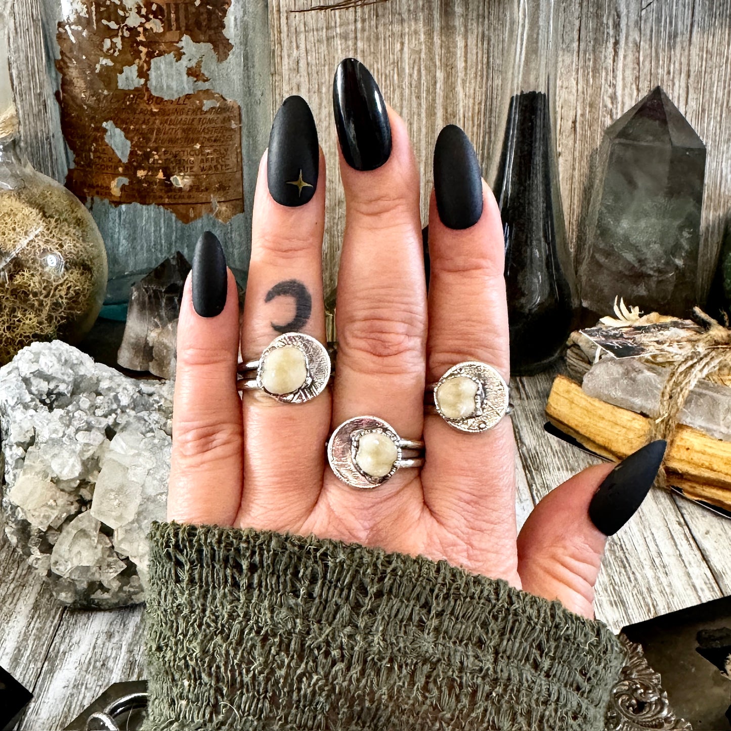 Tooth Ring in Silver Size 7 8 9 10 11 Teeth Jewelry / Foxlark Collection