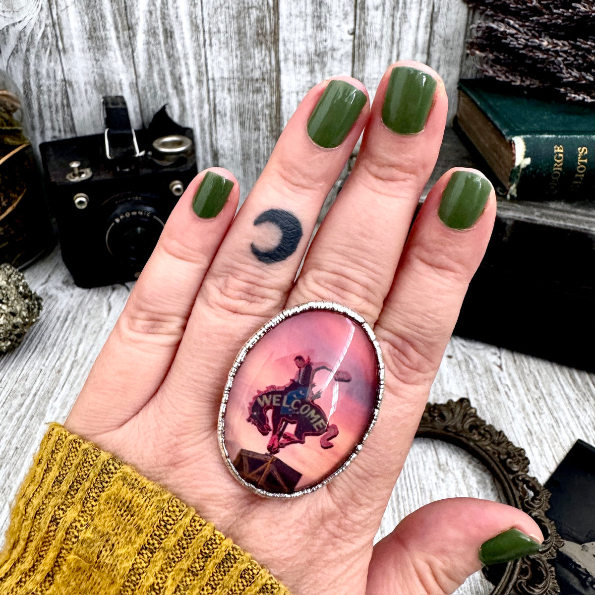 Fine silver cowboy road sign sunset ring by FOXLARK, size 9, featuring unique design with "Road To Nowhere" motif.