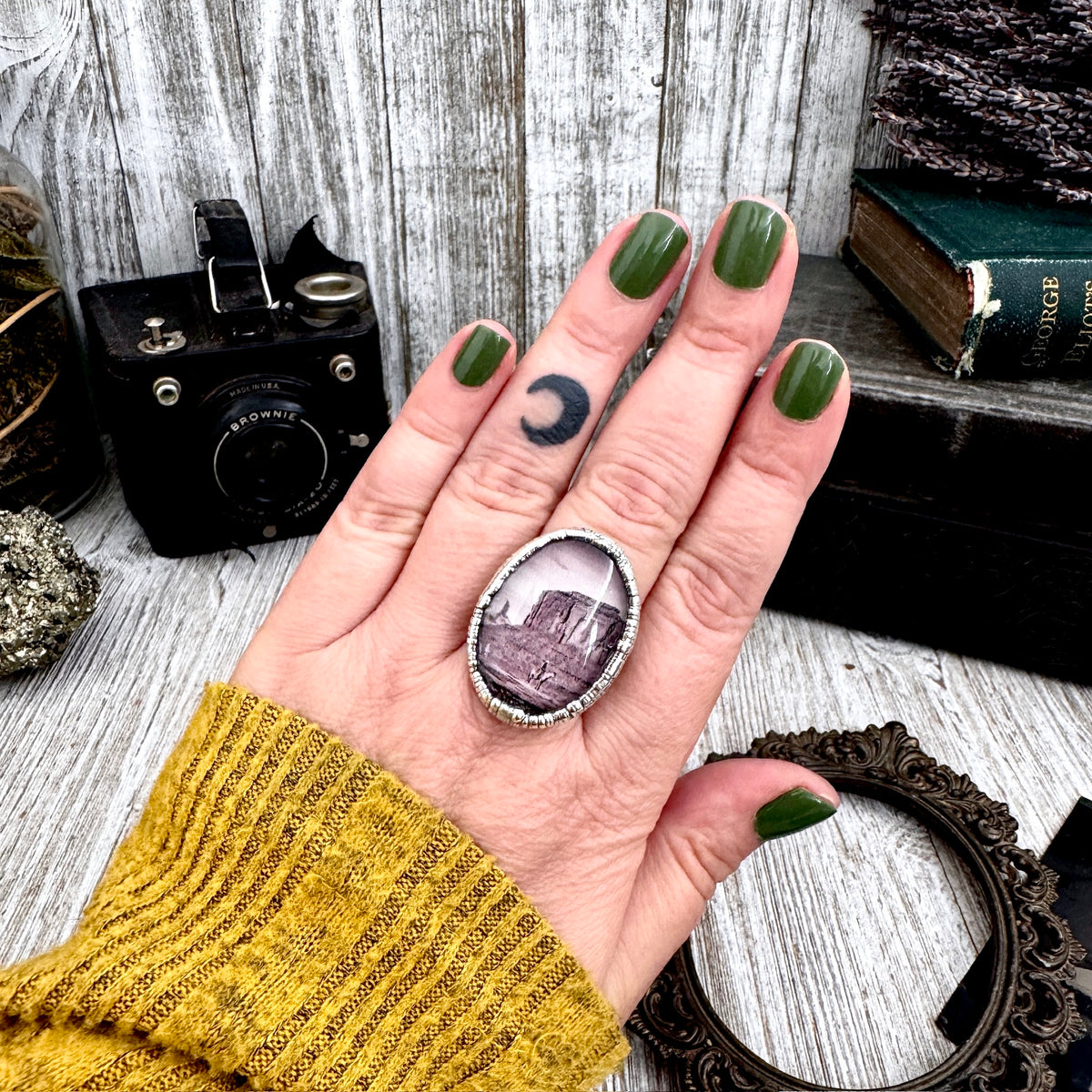 Fine silver cowboy ring featuring horse in desert scene by FOXLARK, size 9, one of a kind, detailed Western-inspired jewelry.