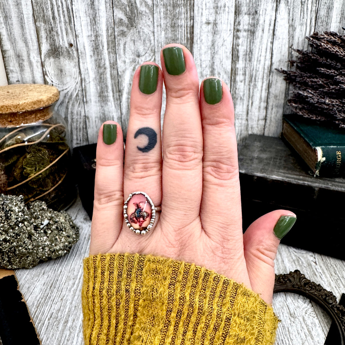 Fine silver cowboy road sign ring with "Road To Nowhere" design, size 8, by FOXLARK, featuring detailed craftsmanship.