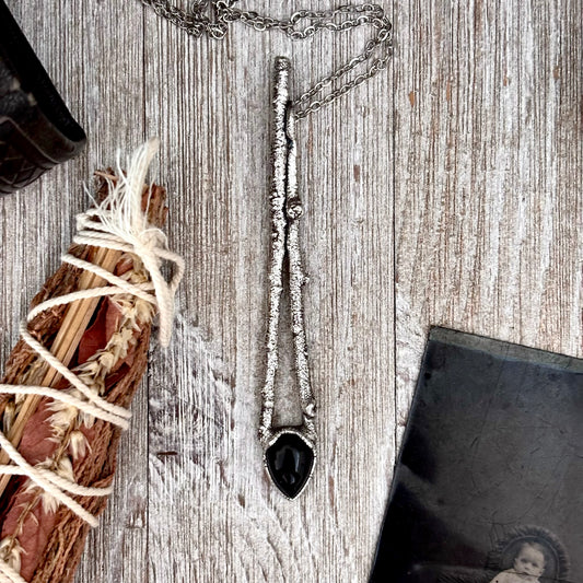 Black Onyx Crystal Necklace in Silver /Sticks & Stones Collection