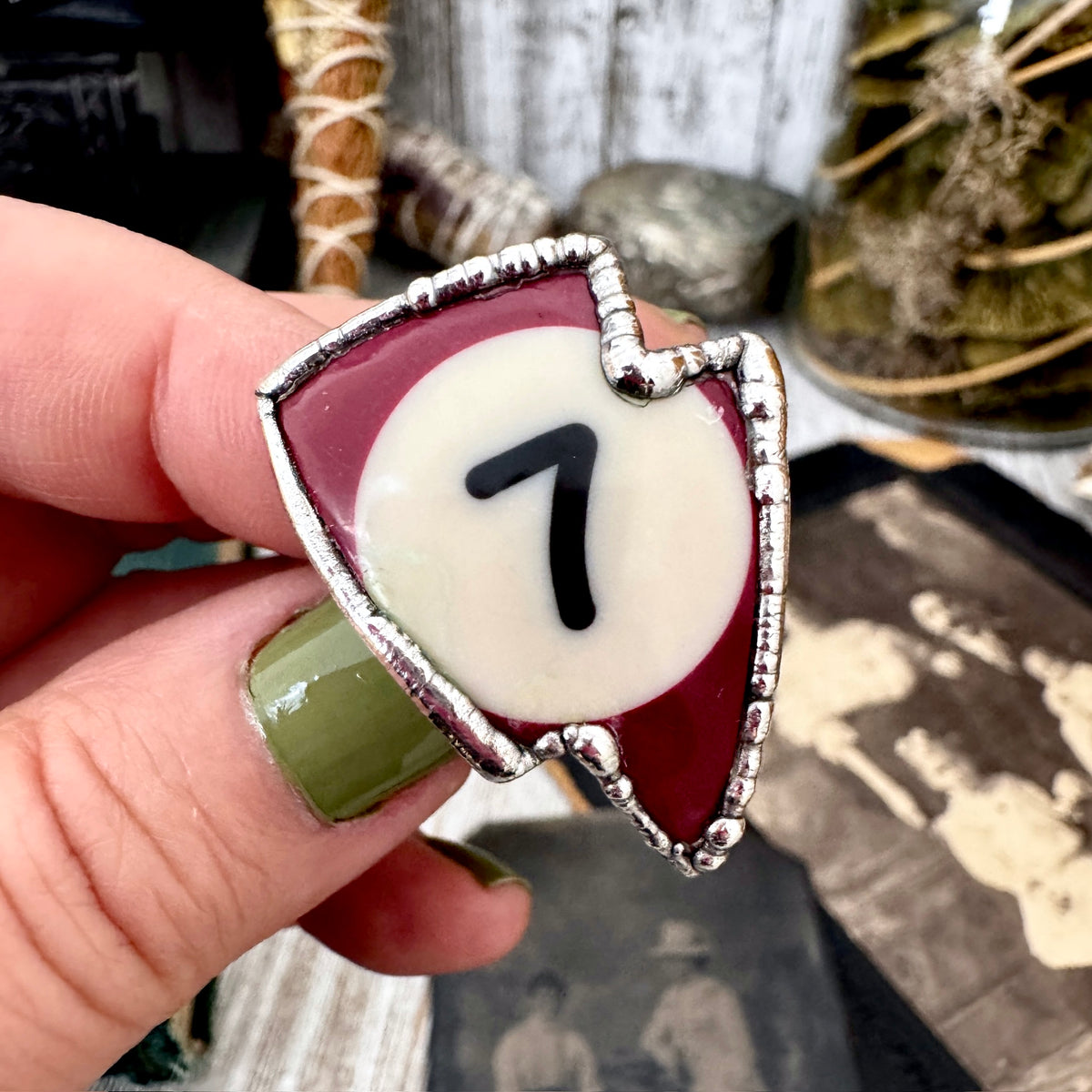 Vintage FOXLARK silver pool ball ring size 10 featuring a detailed pool ball design, perfect for gaming enthusiasts.