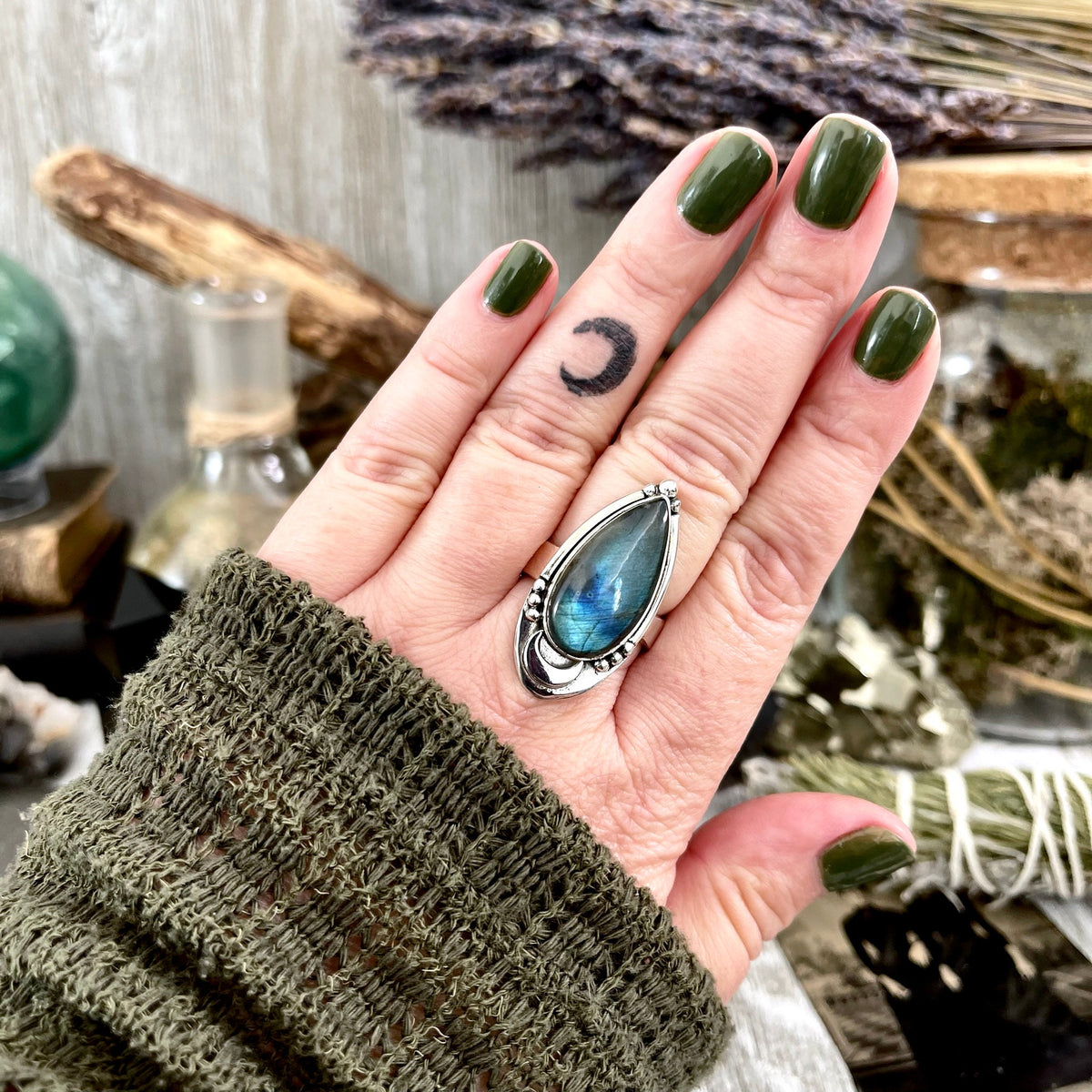 Sterling silver Labradorite crystal ring by FOXLARK featuring a midnight moon design, adjustable to sizes 6-9.