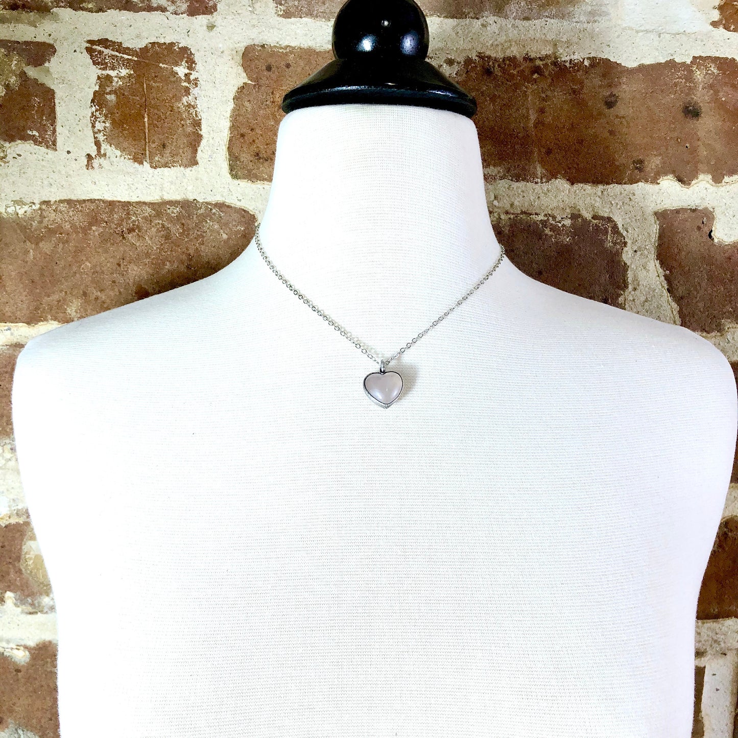 Bridesmaid Gift, Crystal heart, Crystal Necklace, Crystal Necklaces, Etsy ID: 739789896, FOXLARK- NECKLACES, Heart Necklace, Heart Pendant, Jewelry, Necklaces, Pink Crystal, Pink Crystal Heart, Pink Stone Necklace, Rose Quartz HeaRT, Rose Quartz Necklace,