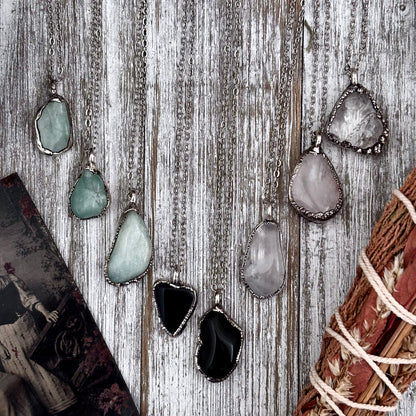 Dainty Pebble Necklace in Aquamarine, Clear Quartz or Black Onyx in Silver/ Foxlark Collection