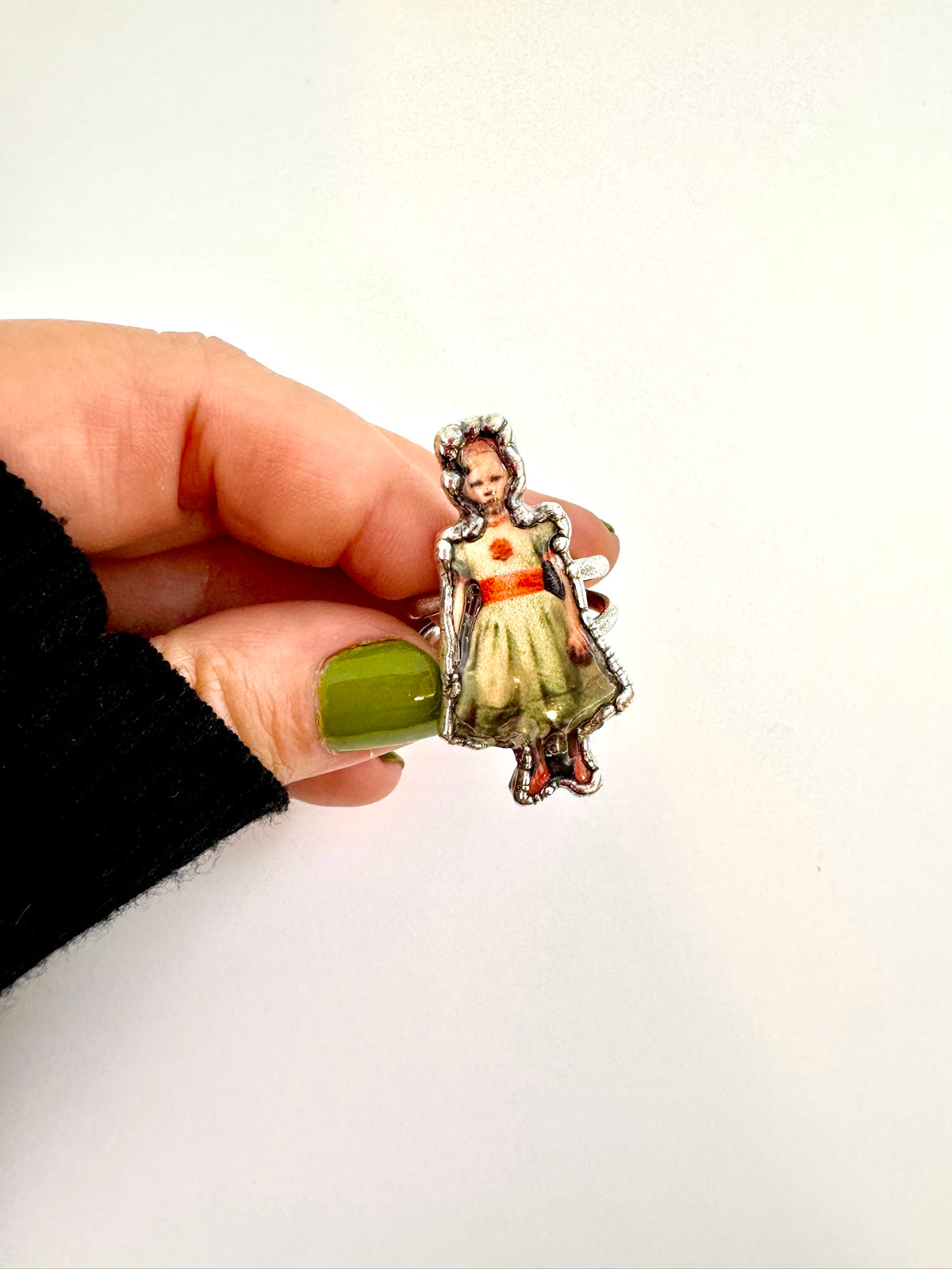 Party Girl Ring| Fine Silver Statement Ring Size 10.5 | The Weirdlings Collection