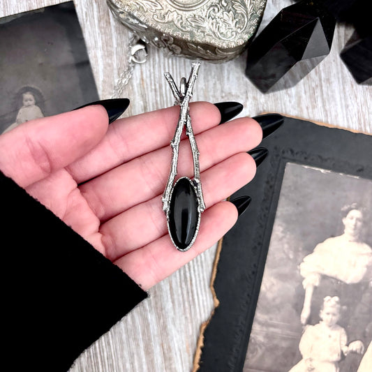 Black Onyx Crystal Necklace in Silver / Sticks & Stones Collection