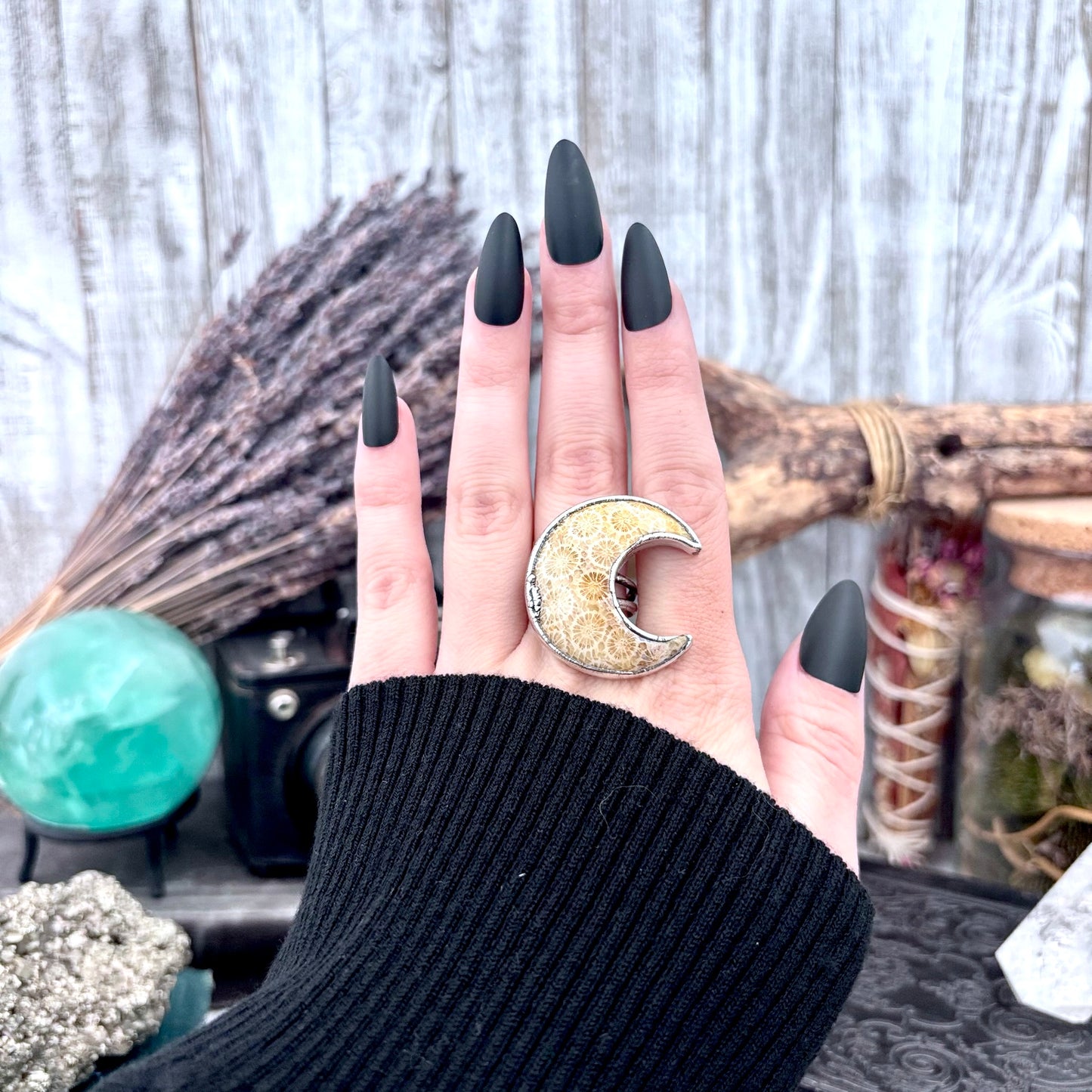 Fossilized Coral Crystal Ring Fine Silver Size 8 / Foxlark Collection - One of a Kind