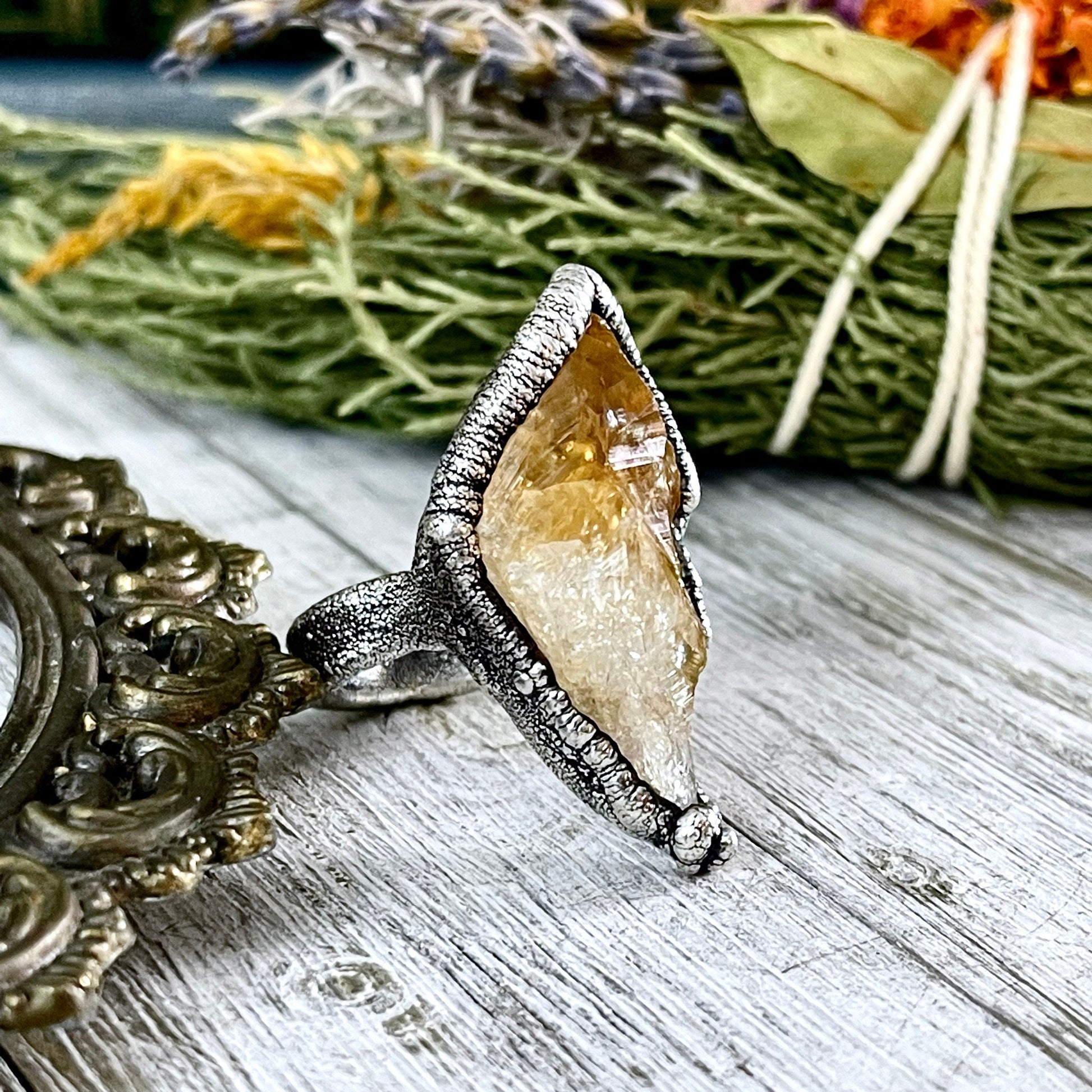 Size 6.5 Raw Citrine Crystal Point Ring Set in Fine Silver / Foxlark Collection - One of a Kind - Foxlark Crystal Jewelry