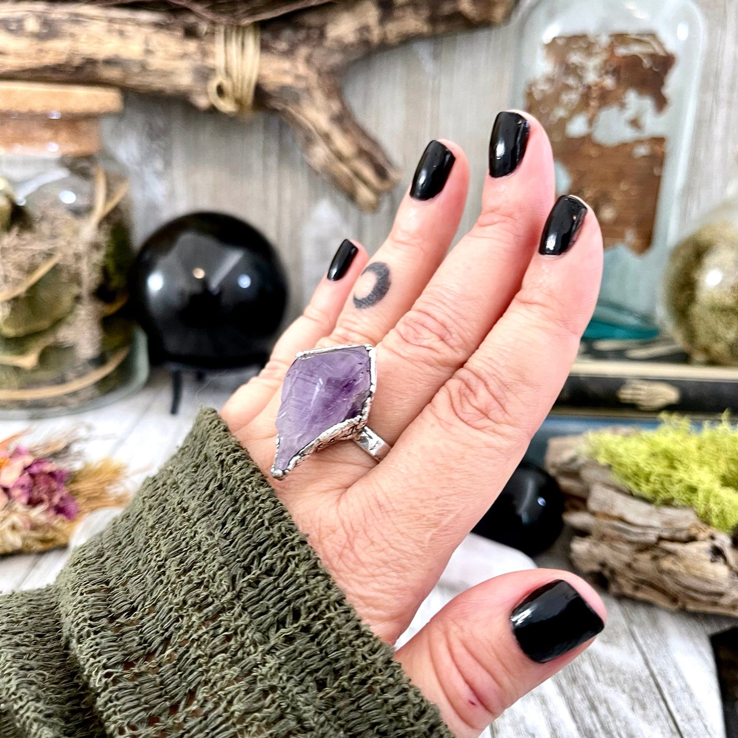 Size 8.5 Purple Big Raw Amethyst Point Crystal Ring in Fine Silver / Foxlark Collection - One of a Kind