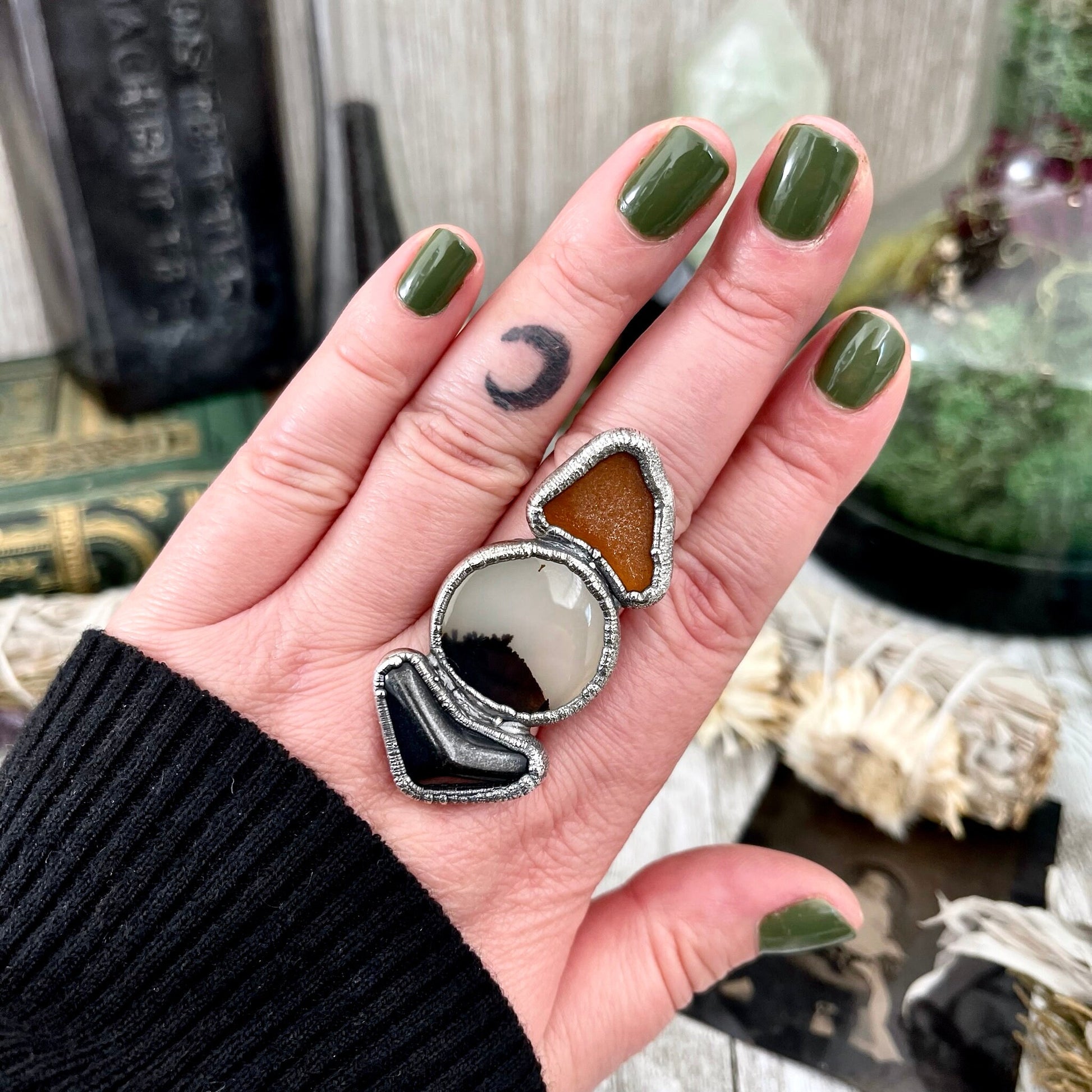 Size 8 Crystal Ring - Three Stone Ring Montana Moss Agate Black Onyx Sea Glass Silver Ring / Foxlark Collection - One of a Kind Jewelry